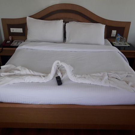 Hotel Park Plaza Maduraj Zewnętrze zdjęcie