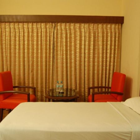 Hotel Park Plaza Maduraj Zewnętrze zdjęcie